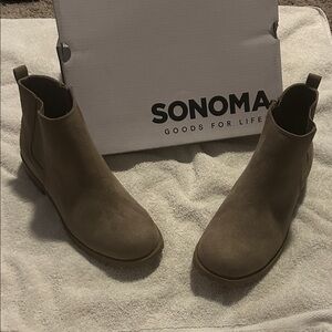 Sonoma Women's Taupe Suede Chelsea Booties